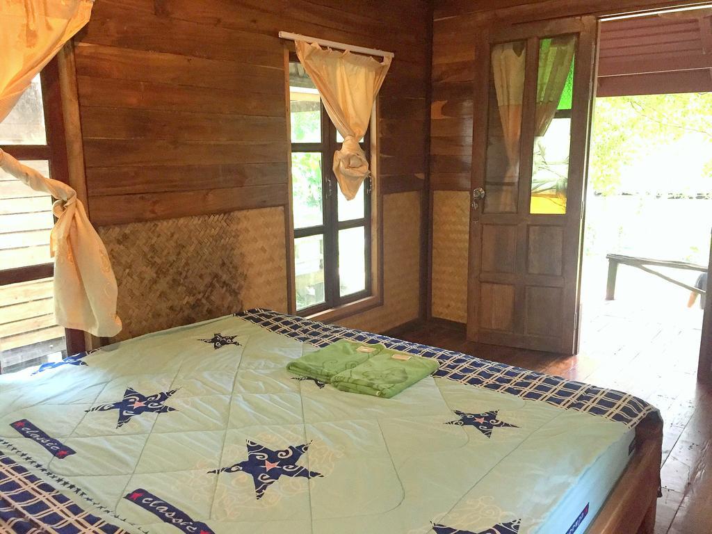 Apartamento Baan Pha Nin Mung Korn Rayong Exterior foto