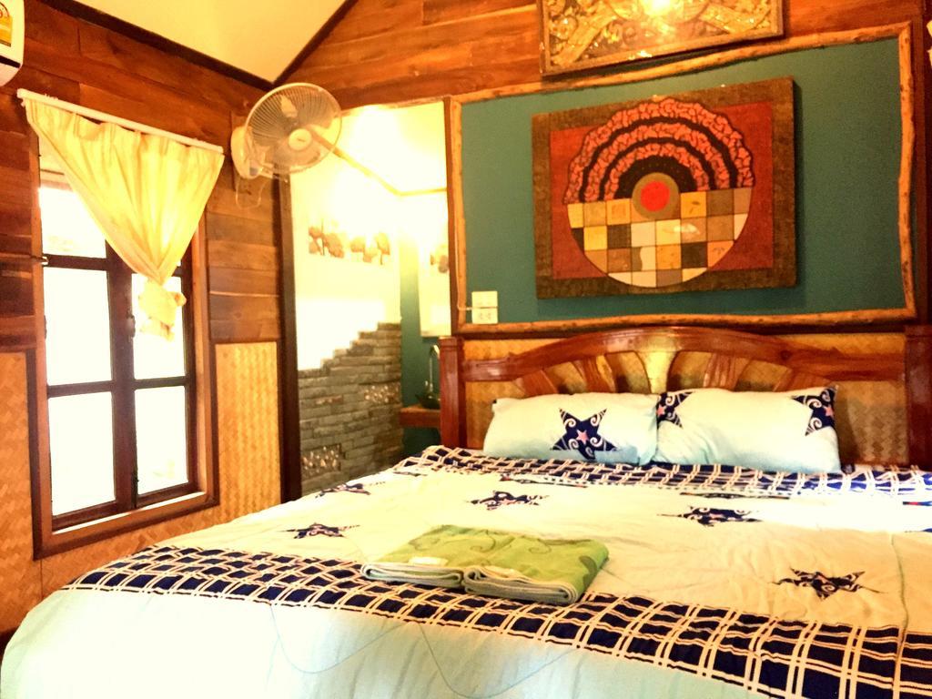 Apartamento Baan Pha Nin Mung Korn Rayong Exterior foto